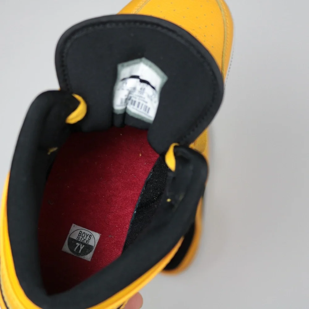 Jordan 1 Mid University Gold Black Sneakers Size 7Y / Women Size 8.5 - Picture 6 of 7